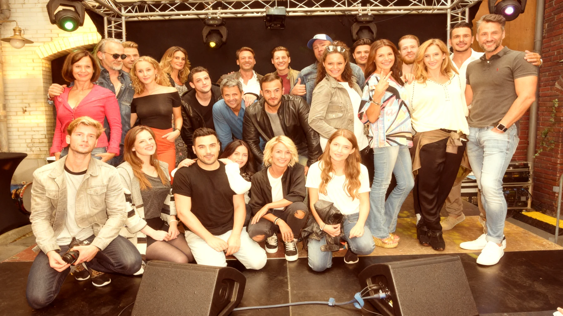 Unter uns2026-04-05T04:37:39.451Z"